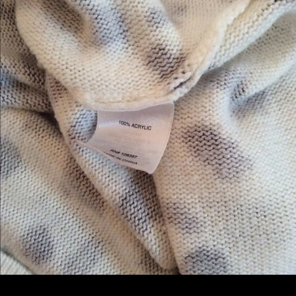 ANA SIZE PL WHITE ACRYLIC ANIMAL PRINT SWEATER 3/4 SLEEVE - Picture 8 of 8